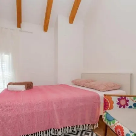 Holiday home Adorable With Swimming Pool Imotski
