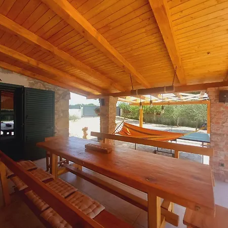 Holiday home Adorable With Swimming Pool Imotski