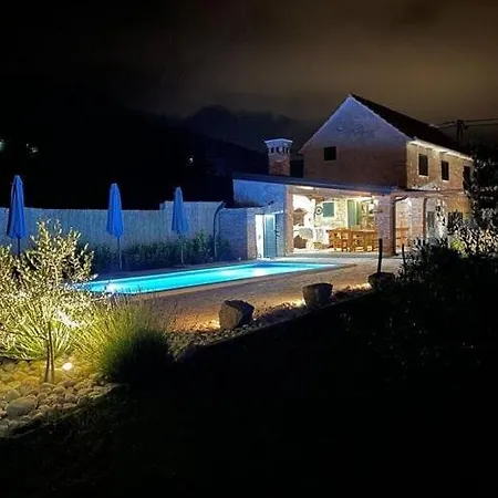 Adorable With Swimming Pool